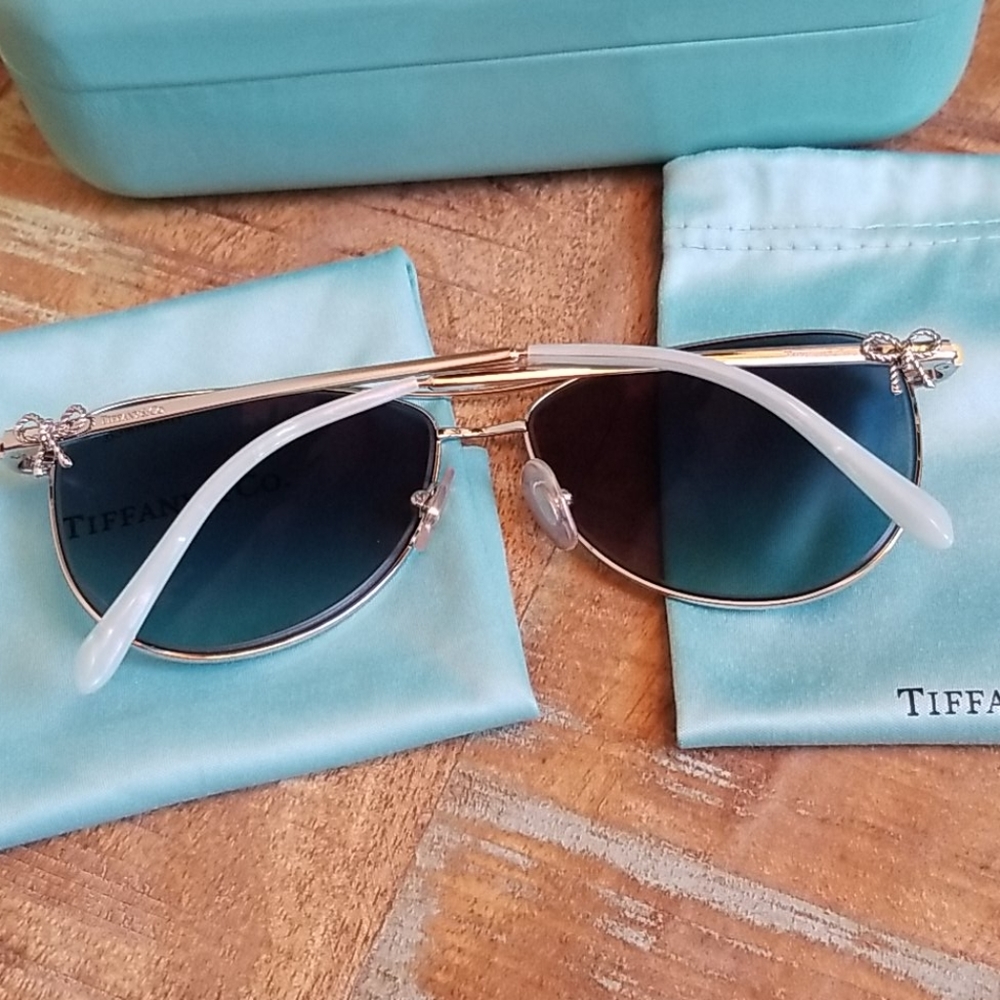 SOLD!!Tiffany & Co. Sunglasses - Picture 12 of 15